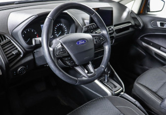 Подержанный автомобиль Ford EcoSport 2018 года (8 фото)