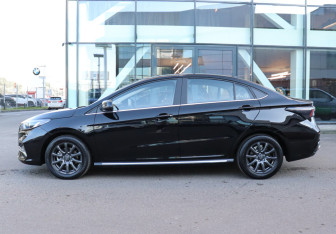 Подержанный автомобиль Omoda S5 2023 года (8 фото)
