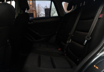 Подержанный автомобиль Mazda CX-5 2012 года (8 фото)