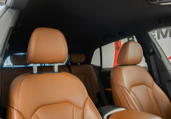 Подержанный автомобиль Audi Q8 2019 года (31 фото)
