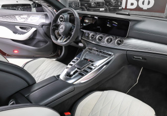 Подержанный автомобиль Mercedes-Benz AMG GT Liftback 2022 года (11 фото)