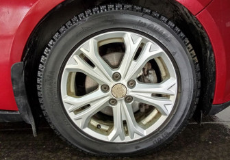 Подержанный автомобиль Ford Focus Wagon 2014 года (18 фото)