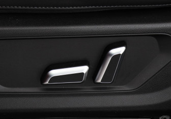 Подержанный автомобиль Haval Jolion 2023 года (17 фото)