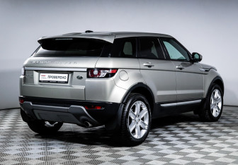 Подержанный автомобиль Land Rover Range Rover Evoque 2014 года (5 фото)