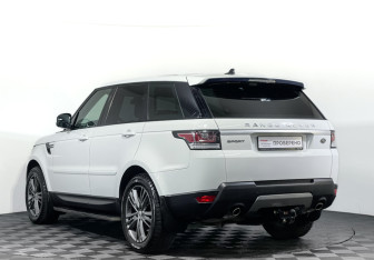 Подержанный автомобиль Land Rover Range Rover Sport 2016 года (7 фото)