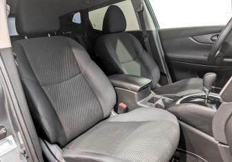 Подержанный автомобиль Nissan Qashqai 2014 года (22 фото)