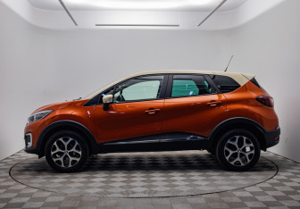 Подержанный автомобиль Renault Kaptur 2019 года (8 фото)