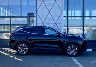 Подержанный автомобиль Jetour Dashing 2023 года (4 фото)
