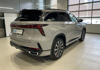 Подержанный автомобиль Changan CS75PLUS 2024 года (4 фото)