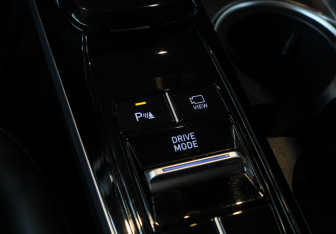 Подержанный автомобиль Hyundai Sonata 2020 года (17 фото)