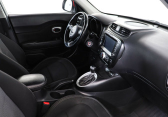 Подержанный автомобиль Kia Soul 2017 года (8 фото)