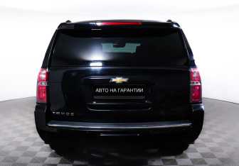 Подержанный автомобиль Chevrolet Tahoe 2015 года (4 фото)