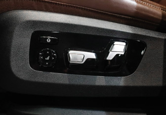 Подержанный автомобиль BMW X6 2020 года (16 фото)