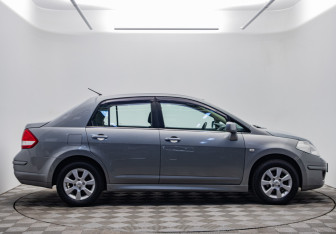 Подержанный автомобиль Nissan Tiida Sedan 2012 года (4 фото)