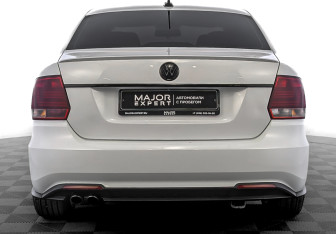 Подержанный автомобиль Volkswagen Polo Sedan 2018 года (6 фото)