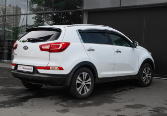 Подержанный автомобиль Kia Sportage 2012 года (4 фото)
