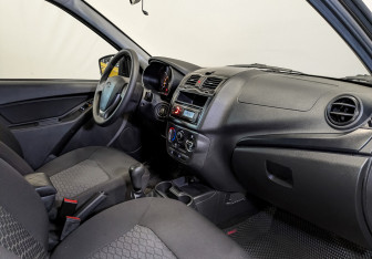 Подержанный автомобиль LADA (ВАЗ) Granta Sedan 2023 года (11 фото)