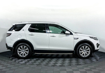 Подержанный автомобиль Land Rover Discovery Sport 2016 года (4 фото)