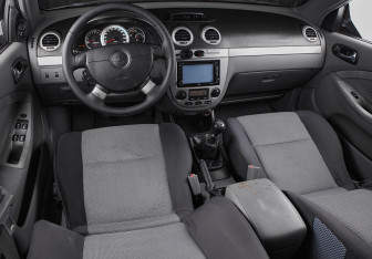 Подержанный автомобиль Chevrolet Lacetti Hatchback 2006 года (10 фото)