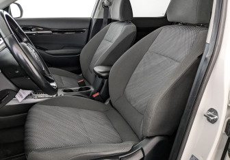 Подержанный автомобиль Kia Seltos 2021 года (20 фото)