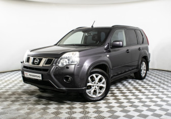 Подержанный автомобиль Nissan X-Trail 2014 года (1 фото)
