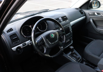 Подержанный автомобиль Skoda Yeti 2013 года (7 фото)