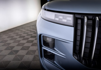 Подержанный автомобиль Jaecoo J7 2023 года (17 фото)