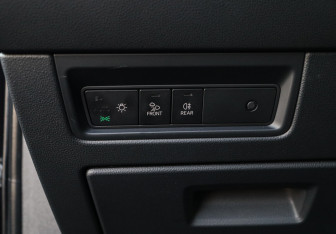 Подержанный автомобиль Volkswagen Touareg 2019 года (22 фото)