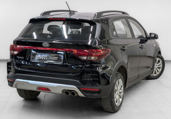 Подержанный автомобиль Kia Rio Hatchback 2021 года (5 фото)