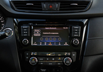 Подержанный автомобиль Nissan Qashqai 2021 года (10 фото)