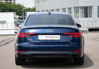 Подержанный автомобиль Audi A4 Sedan 2019 года (6 фото)