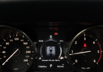 Подержанный автомобиль Land Rover Range Rover Evoque 2017 года (14 фото)