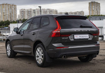 Подержанный автомобиль Volvo XC60 2018 года (7 фото)