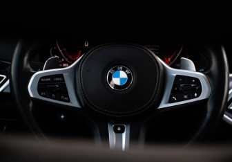 Подержанный автомобиль BMW X5 2019 года (12 фото)