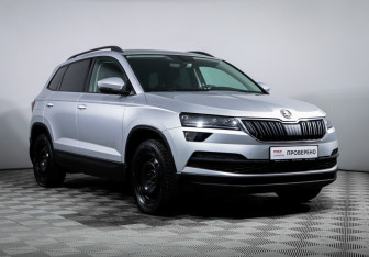 Подержанный автомобиль Skoda Karoq 2020 года (3 фото)