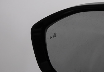 Подержанный автомобиль Changan UNI-K 2023 года (14 фото)