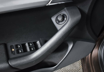 Подержанный автомобиль Skoda Octavia Wagon 2014 года (15 фото)