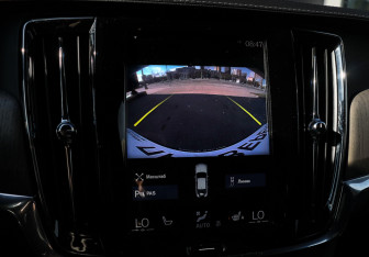 Подержанный автомобиль Volvo S90 2021 года (22 фото)