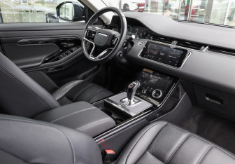 Подержанный автомобиль Land Rover Range Rover Evoque 2021 года (10 фото)