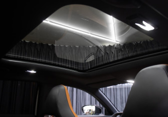 Подержанный автомобиль Changan UNI-V 2023 года (18 фото)