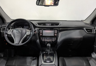 Подержанный автомобиль Nissan Qashqai 2014 года (14 фото)
