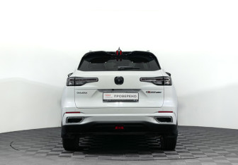 Подержанный автомобиль Changan CS55PLUS 2023 года (6 фото)