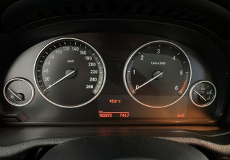 Подержанный автомобиль BMW X3 2016 года (12 фото)