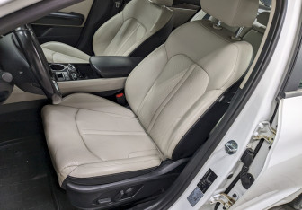 Подержанный автомобиль Kia K5 2022 года (14 фото)