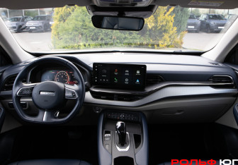 Подержанный автомобиль Haval F7x 2022 года (11 фото)