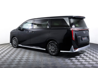 Подержанный автомобиль GAC M8 2023 года (7 фото)