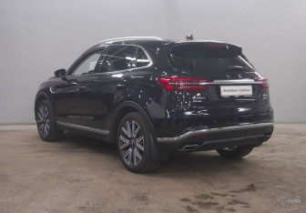 Подержанный автомобиль Hongqi HS5 2024 года (7 фото)