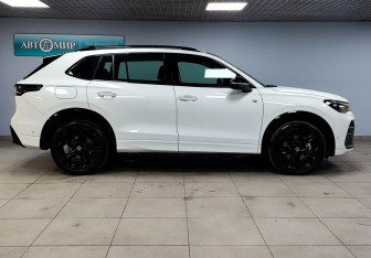 Новый Volkswagen Tiguan 2025 (4 фото)