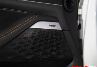 Подержанный автомобиль Changan UNI-K 2023 года (20 фото)