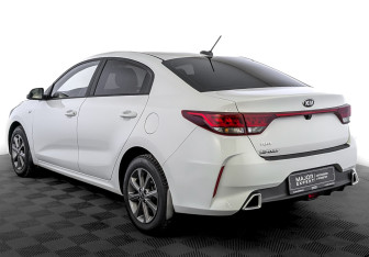Подержанный автомобиль Kia Rio Sedan 2020 года (7 фото)